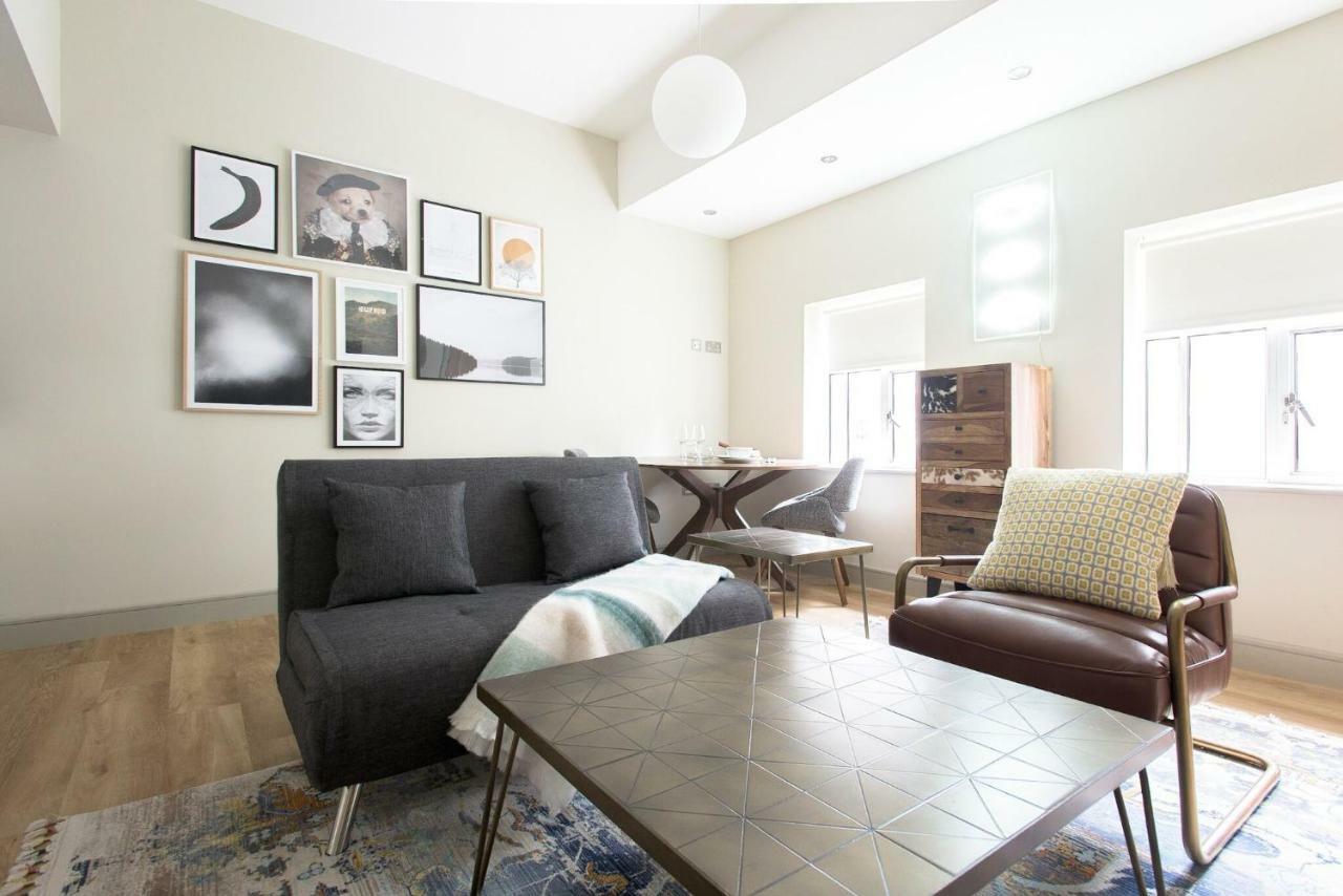 شقة The New Bond Street Loft - Modern & Central 1Bdr لندن المظهر الخارجي الصورة